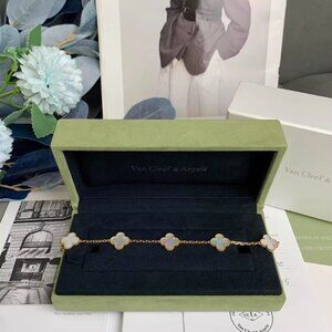 Van Cleef & Arpels  Bracelet